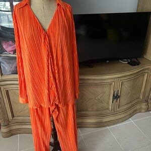 PJ style , comfty day or night long sleeve shirt with pants set.